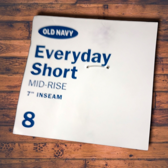 Old Navy Black Shorts - Picture 6 of 8